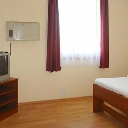 Διαμέρισμα Marta Apartman *
