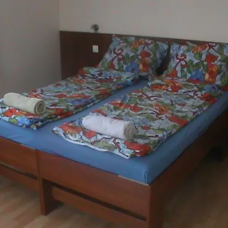Marta Apartman Kehidakustány