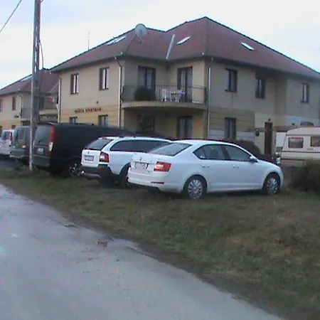 Marta Apartman